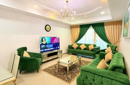 Apartment - 3 Bedrooms - 3 Bathrooms for rent in Beach Tower 1 - Al Khan Lagoon - Al Khan - Sharjah