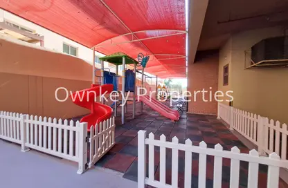 شقة - غرفة نوم - 2 حمامات للايجار في الطوب - منخول - بر دبي - دبي شقة - غرفة نوم - 2 حمامات للايجار في الطوب - منخول - بر دبي - دبي