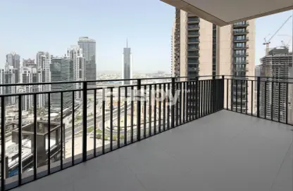 Apartment - 2 Bedrooms - 3 Bathrooms for rent in Boulevard Crescent Tower 1 - BLVD Crescent - Downtown Dubai - Dubai