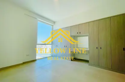 Apartment - Studio - 1 Bathroom for rent in Khalifa City A - Khalifa City - Abu Dhabi