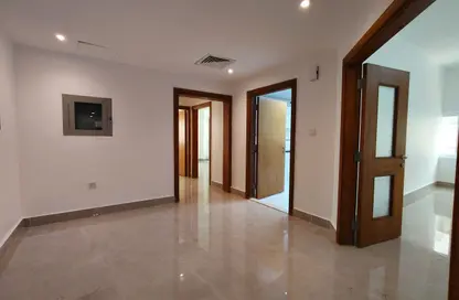 Apartment - 2 Bedrooms - 2 Bathrooms for rent in Electra Street - Abu Dhabi