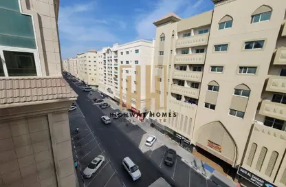 Apartment - 2 Bedrooms - 2 Bathrooms for rent in Muwaileh 29 Building - Muwaileh - Sharjah