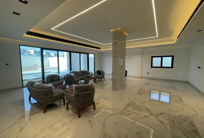 16084100 - Property Image 2