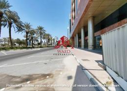 Show Room - 2 bathrooms for rent in Maktoum Road Building - Riggat Al Buteen - Deira - Dubai