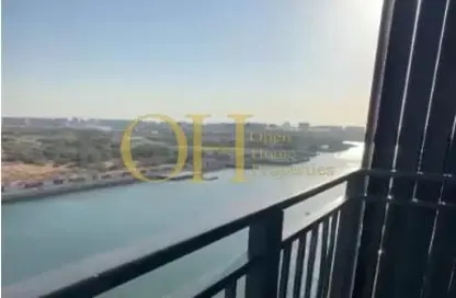 Apartment - 3 Bedrooms - 4 Bathrooms for sale in Waters Edge - Yas Island - Abu Dhabi