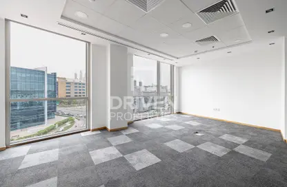 Office Space - Studio for rent in Office Park - Dubai Media City - Dubai