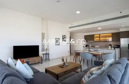 شقة - 2 غرف نوم - 2 حمامات للايجار في جراند بلو تاور 1 - إعمار بيتشفرونت - دبي هاربور - دبي