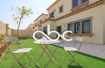 Villa - 5 Bedrooms - 7 Bathrooms for sale in Bloom Living - Zayed City (Khalifa City C) - Khalifa City - Abu Dhabi