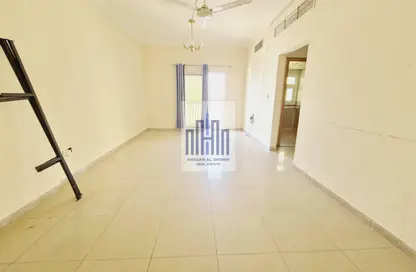 Apartment - 2 Bedrooms - 2 Bathrooms for rent in Fire Station Road - Muwaileh - Sharjah