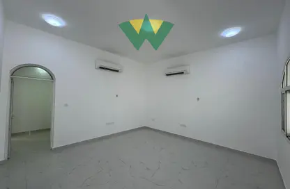 Apartment - 2 Bedrooms - 2 Bathrooms for rent in Madinat Al Riyad - Abu Dhabi
