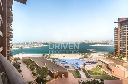 Apartment - 1 Bedroom - 2 Bathrooms for rent in Ruby - Tiara Residences - Palm Jumeirah - Dubai