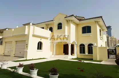 Villa - 4 Bedrooms - 6 Bathrooms for rent in Garden Homes Frond B - Garden Homes - Palm Jumeirah - Dubai