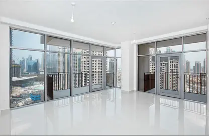 Apartment - 2 Bedrooms - 3 Bathrooms for rent in Boulevard Crescent 2 - BLVD Crescent - Downtown Dubai - Dubai