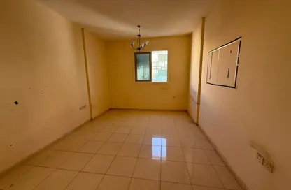 Apartment - 1 Bedroom - 1 Bathroom for rent in Al Qulaya'ah - Al Sharq - Sharjah