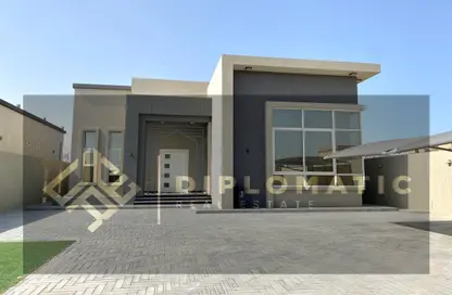 Outdoor House image for: Villa - 3 Bedrooms - 3 Bathrooms for rent in Al Marsa - Al Jazirah Al Hamra - Ras Al Khaimah, Image 1