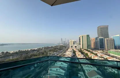 Apartment - 4 Bedrooms - 4 Bathrooms for rent in Corniche Road - Abu Dhabi