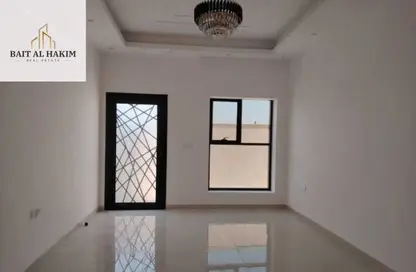 فيلا - 4 غرف نوم - 3 حمامات للايجار في الحليو 2 - الحليو - عجمان