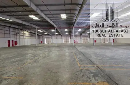 Warehouse - Studio - 4 Bathrooms for rent in Umm Al Thuoob - Umm Al Quwain