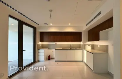 Kitchen image for: Apartment - 3 Bedrooms - 4 Bathrooms for rent in Parkside 2 - EMAAR South - Dubai South (Dubai World Central) - Dubai, Image 1