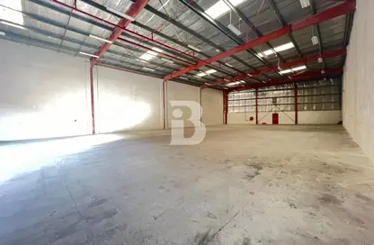 Parking image for: Warehouse - Studio for rent in Phase 2 - Dubai Investment Park - Dubai, Image 1