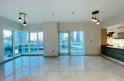 Apartment - 2 Bedrooms - 4 Bathrooms for rent in Lord Tower - Al Raha Beach - Abu Dhabi