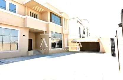 فيلا - 7 غرف نوم - 8 حمامات للايجار في مدينة الرياض - أبوظبي