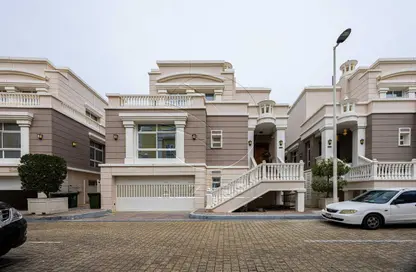 فيلا - 4 غرف نوم - 5 حمامات للايجار في قرية الفرسان - مدينة خليفة - أبوظبي