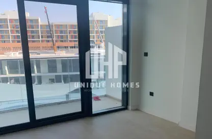 Apartment - 2 Bedrooms - 1 Bathroom for rent in The Gate - Masdar City - Abu Dhabi