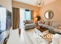 صورةغرفة المعيشة لـ: شقة - 3 غرف نوم - 3 حمامات للكراء في اكت تاورز - منطقة دار الأوبرا - دبي وسط المدينة - دبي, صورة 1