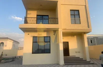 Villa - 3 Bedrooms - 5 Bathrooms for rent in Al Warqa'a 4 - Al Warqa'a - Dubai