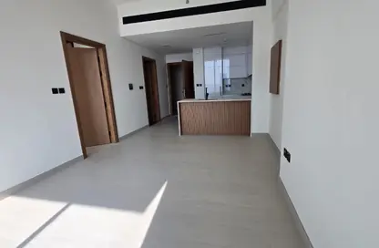 شقة - غرفة نوم - 2 حمامات للبيع في بنغاطي هاوس - الضاحية 10 - قرية الجميرا سركل - دبي