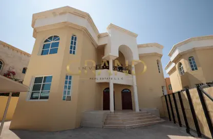 فيلا - 5 غرف نوم - 7 حمامات للايجار في فيلات مدينة خليفة آيه - مدينة خليفة أ - مدينة خليفة - أبوظبي