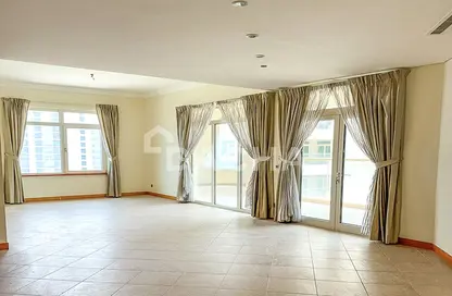 Apartment - 3 Bedrooms - 4 Bathrooms for rent in Al Dabas - Shoreline Apartments - Palm Jumeirah - Dubai