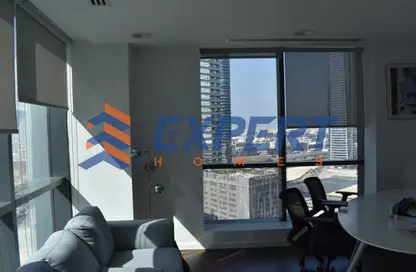 مكتب - استوديو - 1 حمام للايجار في برج ريجال - الخليج التجاري - دبي