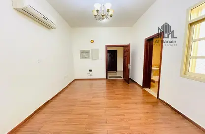 Empty Room image for: Apartment - 2 Bedrooms - 2 Bathrooms for rent in Bida Bin Ammar - Asharej - Al Ain, Image 1