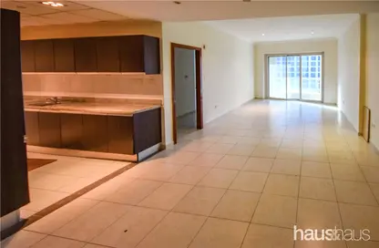 Apartment - 1 Bedroom - 2 Bathrooms for sale in Marina Heights - Dubai Marina - Dubai