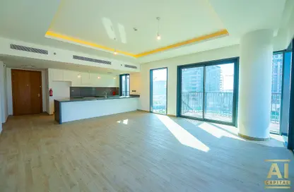 Apartment - 3 Bedrooms - 3 Bathrooms for rent in Central Park Building 1 - Central Park at City Walk - City Walk - Dubai