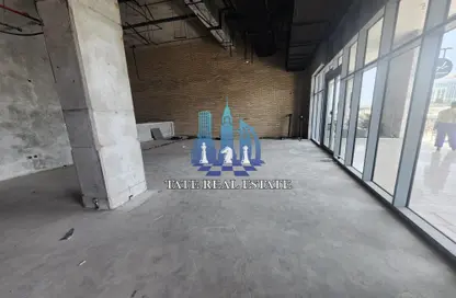 Retail - Studio - 1 Bathroom for rent in Al Bateen - Abu Dhabi