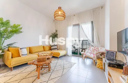 Apartment - 2 Bedrooms - 2 Bathrooms for rent in Zahra Apartments 2B - Zahra Apartments - Town Square - Dubai