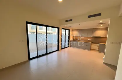 فيلا - 3 غرف نوم - 4 حمامات للايجار في جرينفيوز 2 - اعمار الجنوبية - دبي الجنوب (مركز دبي العالمي) - دبي