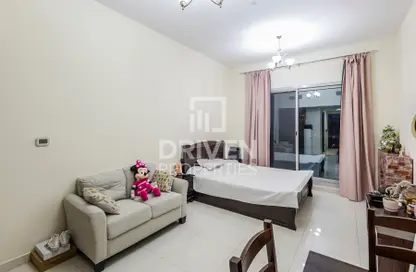 شقة - 1 حمام للايجار في مساكن النخبة رقم 3 - مساكن النخبة الرياضية - مدينة دبي الرياضية - دبي