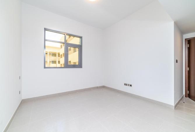 13992700 - Property Image 3