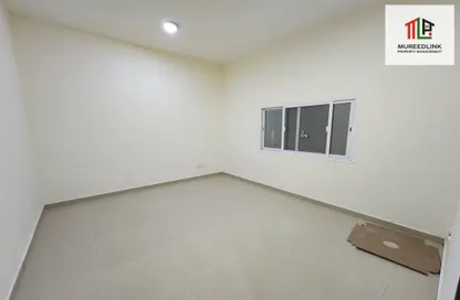Apartment - Studio - 1 Bathroom for rent in Al Saada Street - Al Mushrif - Abu Dhabi