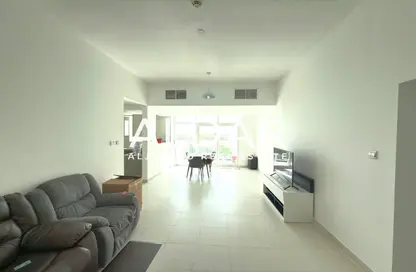 Apartment - 2 Bedrooms - 2 Bathrooms for sale in Glitz 3 - Glitz - Dubai Studio City - Dubai