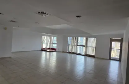 Apartment - 3 Bedrooms - 3 Bathrooms for rent in West Heights 5 - Business Bay - Dubai