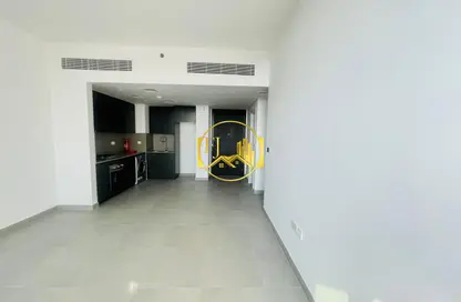 Apartment - 2 Bedrooms - 3 Bathrooms for rent in The Gate - Aljada - Sharjah
