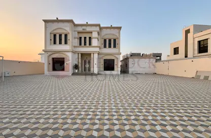 Villa - 5 Bedrooms - 7 Bathrooms for rent in Madinat Hind 3 - Dubai Land - Dubai