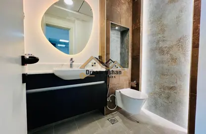 Apartment - 2 Bedrooms - 4 Bathrooms for rent in THE PEARL - Umm Hurair 2 - Umm Hurair - Dubai