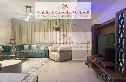 شقة - 2 غرف نوم - 2 حمامات للايجار في الممزر بلازا - شارع التعاون - التعاون - الشارقة