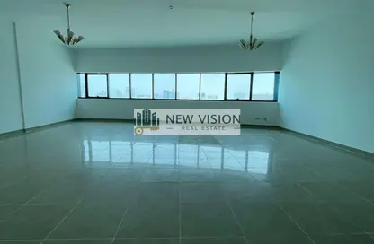 شقة - 3 غرف نوم - 3 حمامات للايجار في برج الممزر - الممزر - الشارقة - الشارقة